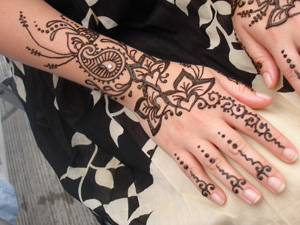 2010_hand5.jpg